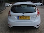 Ford Fiesta 1.0 Style Ultimate dealer onderhouden wordt afgeleverd met nieuwe apk
