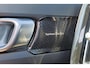 Volvo XC40 T5 Recharge R-Design - Panorama/schuifdak - IntelliSafe Assist & Surround - 360º Camera - Harman/Kardon audio - Parkeersensoren voor & achter - Inklapbare trekhaak - 19' LMV