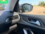Peugeot 308 SW 1.2 PureTech Style van 2de Eig met panoramadak en trekhaak en navigatie en bluetooth telefoon en airco