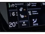 Volvo V60 B3 Momentum | Trekhaak | 19 Inch | Getint Glas | ACC | BLIS | Camera | Stoel+Stuurverwarming