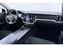 Volvo V60 B3 Momentum | Trekhaak | 19 Inch | Getint Glas | ACC | BLIS | Camera | Stoel+Stuurverwarming