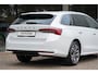 Skoda Octavia 1.5 TSI MHEV DSG Business Edition | Trekhaak | Lodge Int. | Matrix LED | Adapt. Cruise | Camera | Stoel-stuurverw.