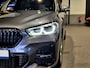 BMW X1 xDrive25e High Executive M-Sport | Volleder | Panorama | Camera | HUD