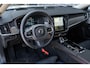 Volvo V90 2.0 T8 Plug-in Hybrid AWD Ultra Dark | PHEV | Trekhaak | Luchtvering | Bowers Wilkins | Nappaleder | Stoelventilatie | Stoelmassage | 360 Graden Camera | Panoramadak | Head-up Display | Gelamineerd Glas | Keyless Entry | Elektrische Achterklep | Elektrisch Verstelbare Voorstoelen | Apple Carplay | Android Auto