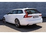 Volvo V90 2.0 T8 Plug-in Hybrid AWD Ultra Dark | PHEV | Trekhaak | Luchtvering | Bowers Wilkins | Nappaleder | Stoelventilatie | Stoelmassage | 360 Graden Camera | Panoramadak | Head-up Display | Gelamineerd Glas | Keyless Entry | Elektrische Achterklep | Elektrisch Verstelbare Voorstoelen | Apple Carplay | Android Auto