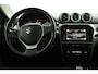 Suzuki Vitara 1.4 Boosterjet Stijl | Climate control | Cruise control adaptive | Panoramadak | Trekhaak | Apple carplay, Android auto | Stoelverwarming | Camera| Parkeersensoren |