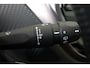 Peugeot 2008 1.2 VTi 82PK Active | Navi | Cruise | Airco | Bluetooth | Trekhaak | 16" Lichtmetaal | Metallic |