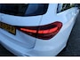 Mercedes-Benz C-klasse Estate 300 e Luxury Line | Massage | Trekhaak | Memory | 360° | Sfeer | Carplay | Dealer Onderhouden