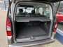 Peugeot Partner Tepee 1.6 BlueHDi 100 PK EURO 6 | Automaat | Climate Control | Dealer Onderhouden | Lage KM stand:873590 | Euro 6 dus overal inzetbaar | Ruime Gezinsauto | 2x Zijschuifdeur | Uitneembare Stoelen | Cruise Control | Climate Control |