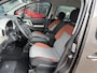 Peugeot Partner Tepee 1.6 BlueHDi 100 PK EURO 6 | Automaat | Climate Control | Dealer Onderhouden | Lage KM stand:873590 | Euro 6 dus overal inzetbaar | Ruime Gezinsauto | 2x Zijschuifdeur | Uitneembare Stoelen | Cruise Control | Climate Control |