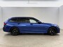 BMW 3-Serie 330e M-Sport Portimao Blue | Virtual | Sfeer | Camera | Trekhaak | Carplay | Cruise | NAP