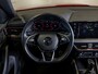 Skoda Kamiq 1.5 TSI ACT Monte Carlo Facelift / 150pk / Panorama dak / Achteruitrij camera / Stoelverwarming / Dodehoek herkenning /