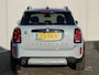 MINI Countryman 1.5 Cooper S E ALL4 MINI Yours Automaat /  PHEV / Dealer onderhouden / Leder / Schuifdak / Elektrische stoelen & klep / Harman Kardon / Adaptieve CC / HUD / Achteruitrijcamera / Parkeer assistent / Apple Carplay Android / 19" LM wielen /