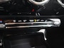 Mercedes-Benz CLA 180 | Widescreen | Achteruitrijcamera | Handgeschakeld | Lichtmetalen velgen | MBUX |