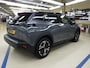 Peugeot e-2008 EV GT Avantage 54 kWh | Navigatie | Camera voor + achter | Fase 3 laden | NL auto | 12.500km | Apple carplay |
