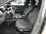 Peugeot e-2008 EV GT Avantage 54 kWh | Navigatie | Camera voor + achter | Fase 3 laden | NL auto | 12.500km | Apple carplay |