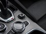 Alfa Romeo Giulia Veloce 2.0 Turbo 280pk AWD Automaat ACTIVE SUSPENSION | LEDER | 19''LM | MEMORY | HARMAN/KARDON | CAMERA