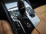 BMW 5-Serie Touring 530e | LED Grille | Leder | Camera | Dodehoek | Sfeerlicht | Cruise | Carplay