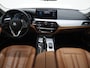 BMW 5-Serie Touring 530e | LED Grille | Leder | Camera | Dodehoek | Sfeerlicht | Cruise | Carplay