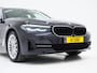 BMW 5-Serie Touring 530e | LED Grille | Leder | Camera | Dodehoek | Sfeerlicht | Cruise | Carplay