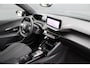 Peugeot e-2008 EV Allure Avantage 54 kWh | SOH 97% | Fase 3 laden | NL auto | Navigatie | Camera voor + achter | Adaptieve cruise control |