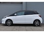 Toyota Yaris 1.3 VVT-i Trend Bi-Tone Handgeschakeld 100pk | Dealer onderhouden | Achteruitrijcamera | Cruise control |