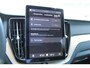 Volvo XC60 2.0 T6 Plug-in hybrid AWD Plus Dark | Head-up display | Google services | Rondomzicht camera | Panoramadak | Harman/Kardon premium audio | Semi elektrische trekhaak | Standkachel | Geheugenfunctie stoelen voorzijde