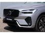 Volvo XC60 2.0 T6 Plug-in hybrid AWD Plus Dark | Head-up display | Google services | Rondomzicht camera | Panoramadak | Harman/Kardon premium audio | Semi elektrische trekhaak | Standkachel | Geheugenfunctie stoelen voorzijde