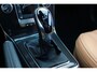 Volvo V40 Cross Country T3 Polar+ Luxury | Trekhaak | Panoramadak | Cruise Control | Navigatie | Bluetooth Telefonie & Multimedia | Verwarmbare Voorstoelen | Harman Kardon | Extra Getint Glas