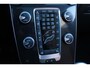 Volvo V40 Cross Country T3 Polar+ Luxury | Trekhaak | Panoramadak | Cruise Control | Navigatie | Bluetooth Telefonie & Multimedia | Verwarmbare Voorstoelen | Harman Kardon | Extra Getint Glas