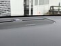 Volvo EX40 Single Motor Plus Europe 70 kWh | Adaptieve cruise control | Harman Kardon Audio | 360 camera | Elektrisch verstelbare stoelen | 19" velgen | Stoelverwarming | Stuurwielverwarming | Warmtepomp | Getint glas
