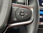 Volvo EX40 Single Motor Plus Europe 70 kWh | Adaptieve cruise control | Harman Kardon Audio | 360 camera | Elektrisch verstelbare stoelen | 19" velgen | Stoelverwarming | Stuurwielverwarming | Warmtepomp | Getint glas