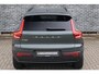 Volvo EX40 Single Motor Plus Europe 70 kWh | Adaptieve cruise control | Harman Kardon Audio | 360 camera | Elektrisch verstelbare stoelen | 19" velgen | Stoelverwarming | Stuurwielverwarming | Warmtepomp | Getint glas