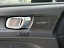 Volvo EX40 Single Motor Plus Europe 70 kWh | Adaptieve cruise control | Harman Kardon Audio | 360 camera | Elektrisch verstelbare stoelen | 19" velgen | Stoelverwarming | Stuurwielverwarming | Warmtepomp | Getint glas