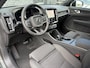 Volvo EX40 Single Motor Plus Europe 70 kWh | Adaptieve cruise control | Harman Kardon Audio | 360 camera | Elektrisch verstelbare stoelen | 19" velgen | Stoelverwarming | Stuurwielverwarming | Warmtepomp | Getint glas