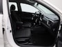 Kia Stonic 1.0 T-GDi MHEV DynamicLine | Automaat | Navigatie | Camera | LMV | Cruise control | Airco | Parkeer sensoren | Apple carplay