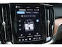 Volvo V60 2.0 T8 Plug-in hybrid AWD Plus Bright | Styling Kit | 20" | Trekhaak | Plaatje!! |