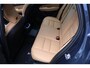 Volvo V60 2.0 T8 Plug-in hybrid AWD Plus Bright | Styling Kit | 20" | Trekhaak | Plaatje!! |