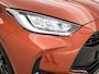 Toyota Yaris 1.5 Hybrid Executive Premium Pack | Panoramadak | JBL | Head-Up Display | Stoelverwarming | Parkeersensoren voor+achter | Draadloze telefoonlader | Navigatie | Apple CarPlay/Android | Climate Control |