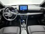 Toyota Yaris 1.5 Hybrid Executive Premium Pack | Panoramadak | JBL | Head-Up Display | Stoelverwarming | Parkeersensoren voor+achter | Draadloze telefoonlader | Navigatie | Apple CarPlay/Android | Climate Control |
