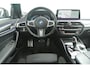 BMW 5-Serie 545e xDrive M-Sport | Shadow Line | Parking Pack | Sfeerverlichting | Stoel & Stuur Verwarming |