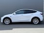Tesla Model Y BWJ 2021 Long Range 351 PK AWD 75 kWh PANO | FULL LED | STOEL + STUURVERW. | 360 CAMERA | ADAPTIVE CRUISE | LEDER | ELEKTR. STOELEN | ELEKTR. ACHTERKLEP | NAVI | CLIMA | LMV | PDC