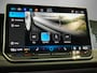 Volkswagen Tiguan 1.5eHybrid 150kW/204PK R-Line Black Style · Panoramadak · Trekhaak · Apple/Android Car Play · Garantie t/m 14-08-2030 of 100000km.