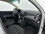 Hyundai i10 1.2 i-DRIVE | UNIEK! | STOELVERHOGING | 5-ZITS | ELEKTRISCHE RAMEN | CENTRALE DEURVERGRENDELING | RADIO CD | AUX | USB | LAGE KMSTAND! | HOGE INSTAP | AUTOMAAT |
