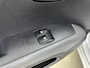 Hyundai i10 1.2 i-DRIVE | UNIEK! | STOELVERHOGING | 5-ZITS | ELEKTRISCHE RAMEN | CENTRALE DEURVERGRENDELING | RADIO CD | AUX | USB | LAGE KMSTAND! | HOGE INSTAP | AUTOMAAT |