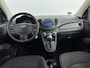 Hyundai i10 1.2 i-DRIVE | UNIEK! | STOELVERHOGING | 5-ZITS | ELEKTRISCHE RAMEN | CENTRALE DEURVERGRENDELING | RADIO CD | AUX | USB | LAGE KMSTAND! | HOGE INSTAP | AUTOMAAT |