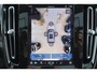 Volvo EX40 Performance Ultra 82 kWh - Panorama/schuifdak - IntelliSafe Assist & Surround - 360º Camera - Harman/Kardon audio - Verwarmde voorstoelen, stuur & achterbank - Parkeersensoren voor & achter - Elektr. bedienb. voorstoelen met geheugen links - Draadloze tel. lader - Warmtepomp - Extra getint glas - Elektr. inklapbare trekhaak - 20' LMV