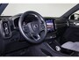Volvo EX40 Performance Ultra 82 kWh - Panorama/schuifdak - IntelliSafe Assist & Surround - 360º Camera - Harman/Kardon audio - Verwarmde voorstoelen, stuur & achterbank - Parkeersensoren voor & achter - Elektr. bedienb. voorstoelen met geheugen links - Draadloze tel. lader - Warmtepomp - Extra getint glas - Elektr. inklapbare trekhaak - 20' LMV