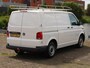 Volkswagen Transporter 2.0 TDI 90 pk L1H1 | Navigatie | Airco | Cruise control | App connect | RVS Imperial | Bijrijders bank | Trekhaak | Betimmering |