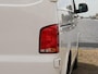Volkswagen Transporter 2.0 TDI 90 pk L1H1 | Navigatie | Airco | Cruise control | App connect | RVS Imperial | Bijrijders bank | Trekhaak | Betimmering |